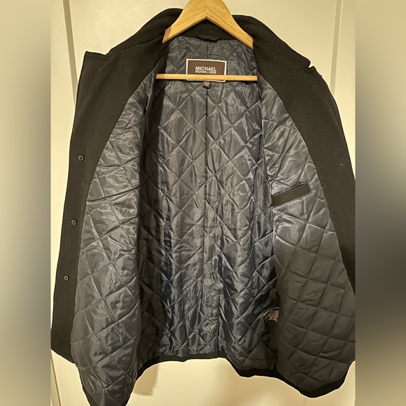 Michael Kors Men's (M) Wool Blend Black Pea Coat Button-Up Lined. Retail: $325 - Picture 6 of 12